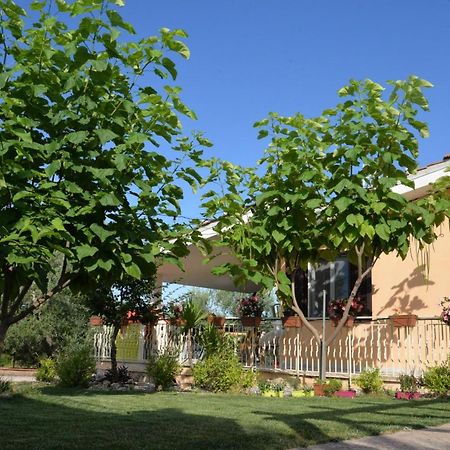 B&B Lara Santola Κοράτο Εξωτερικό φωτογραφία