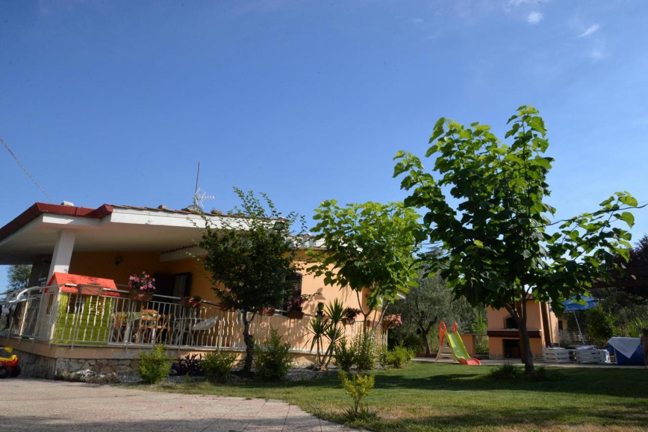 B&B Lara Santola Κοράτο Εξωτερικό φωτογραφία